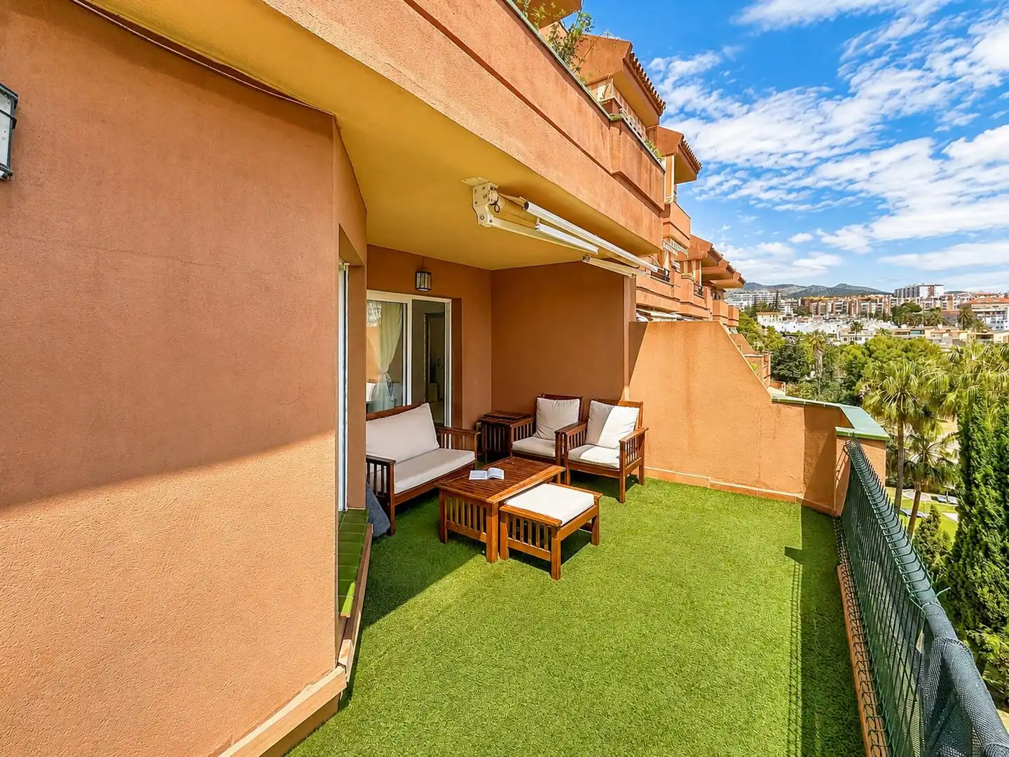 Terrassa de Apartament en venda en Benalmádena amb Jardí privat i Piscina comunitària
