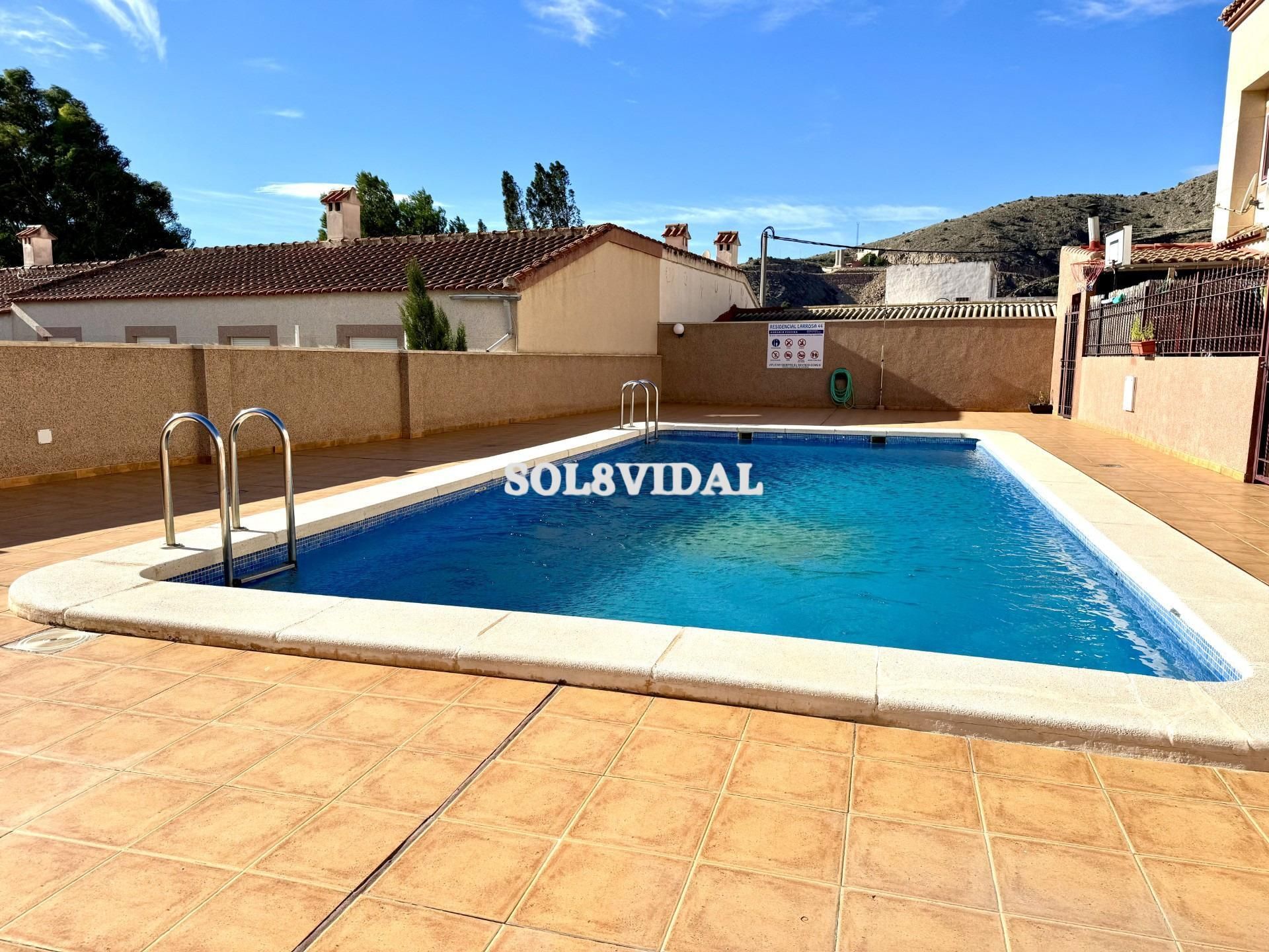 Piscina de Casa o xalet en venda en Orihuela amb Aire condicionat, Calefacció i Balcó