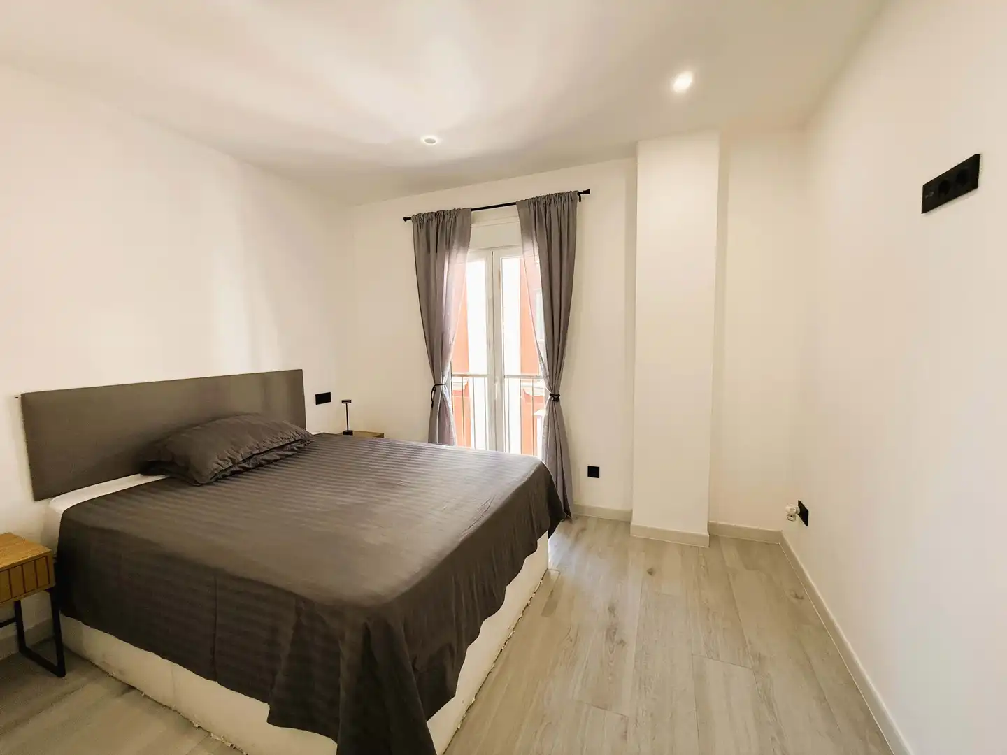 Schlafzimmer von Dachboden zum Verkauf in Chiclana de la Frontera mit Klimaanlage, Heizung und Terrasse