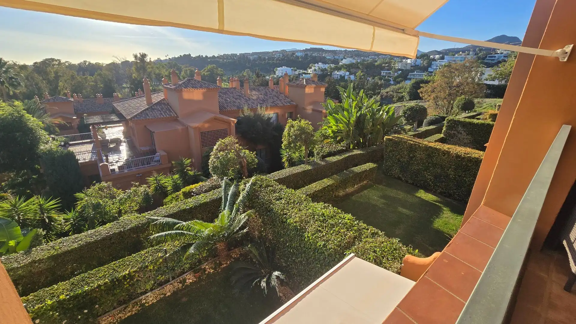 Piso con piscina en venta en Pico de Alcazaba 21, imagen 23