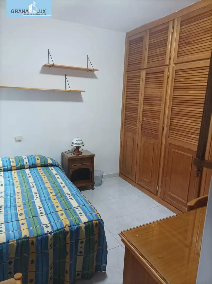 Flat for rent in Calle de Buensuceso, Centro - Sagrario
