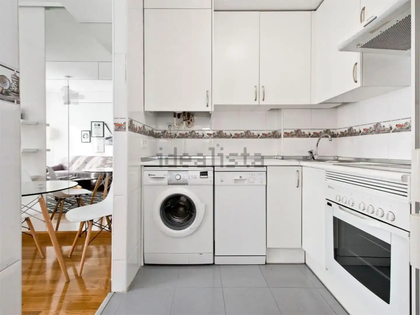 Küche von Wohnung zur Miete in  Madrid Capital mit Klimaanlage, Schwimmbad und Balkon