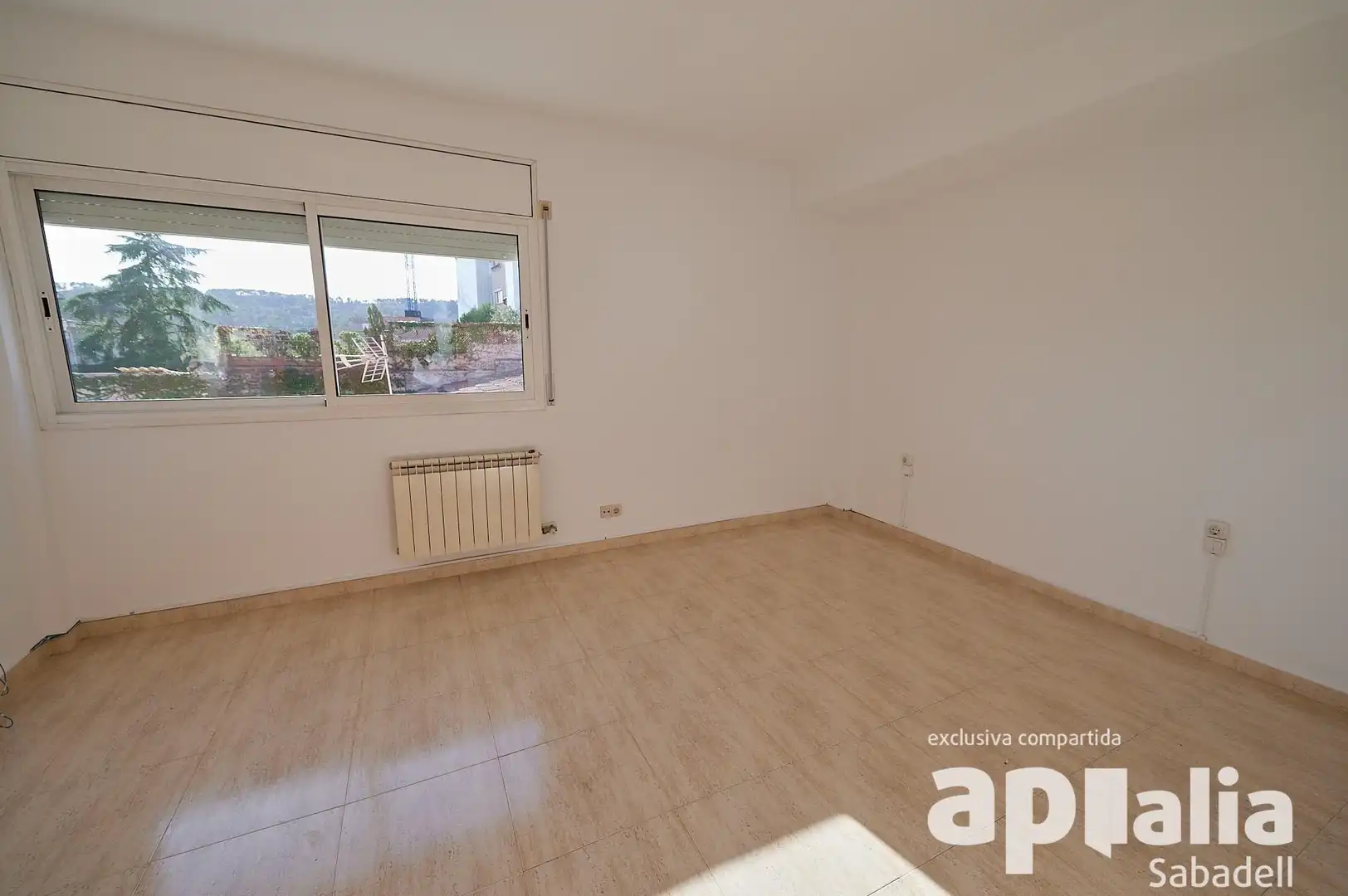 Wohnzimmer von Einfamilien-Reihenhaus zum Verkauf in Sentmenat