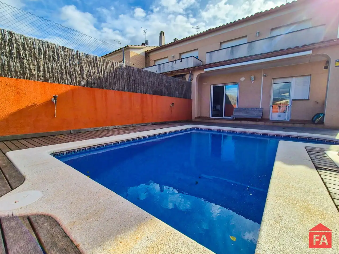 Piscina de Casa adosada en venta en Albinyana con Calefacción, Terraza y Piscina