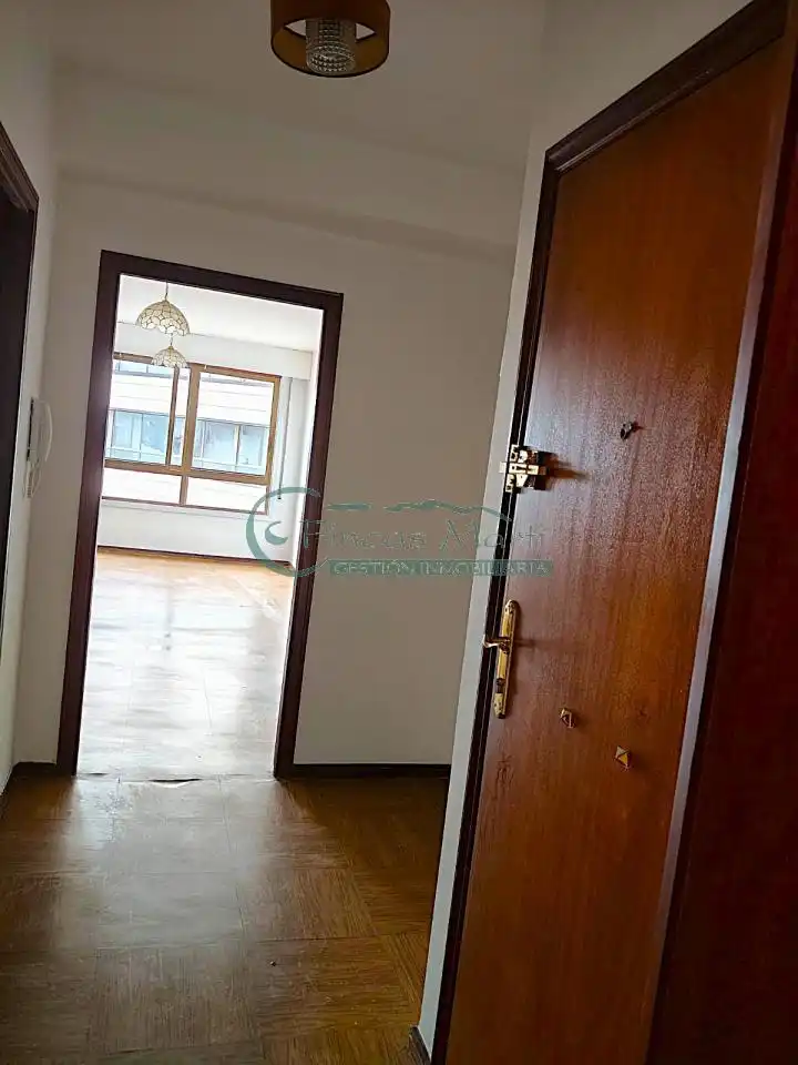 Piso con terraza en venta en Centro Urbano, imagen 3