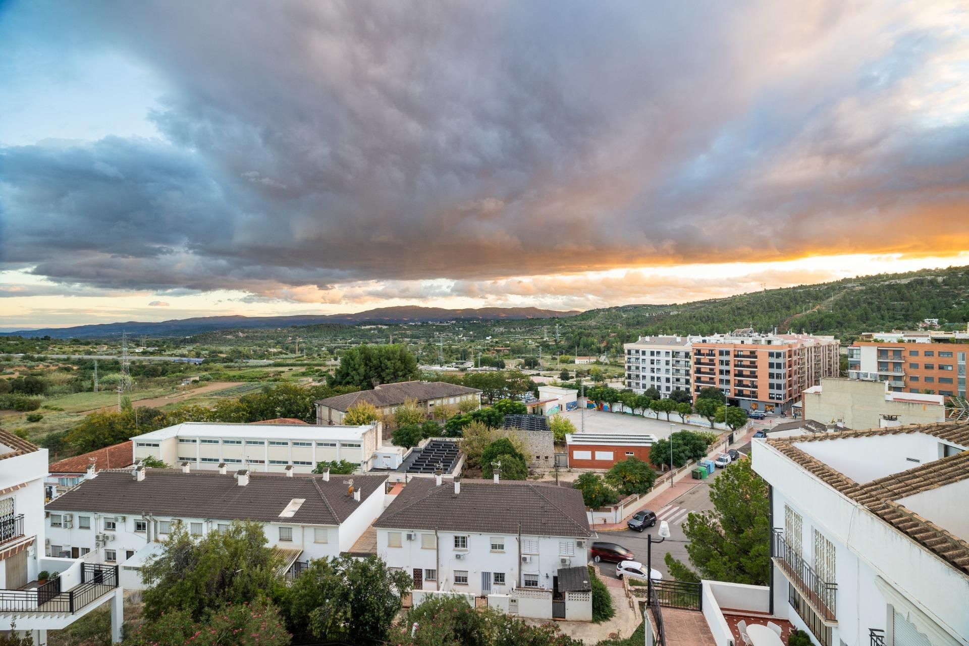 Vista exterior de Casa adosada en venda en Buñol amb Aire condicionat, Calefacció i Terrassa