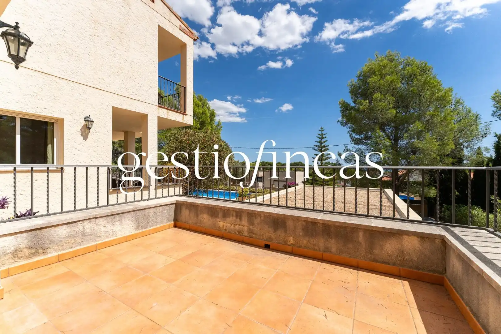 Terrace of Houses for sale in Pratdip  with Air Conditioner, Heating and Private garden