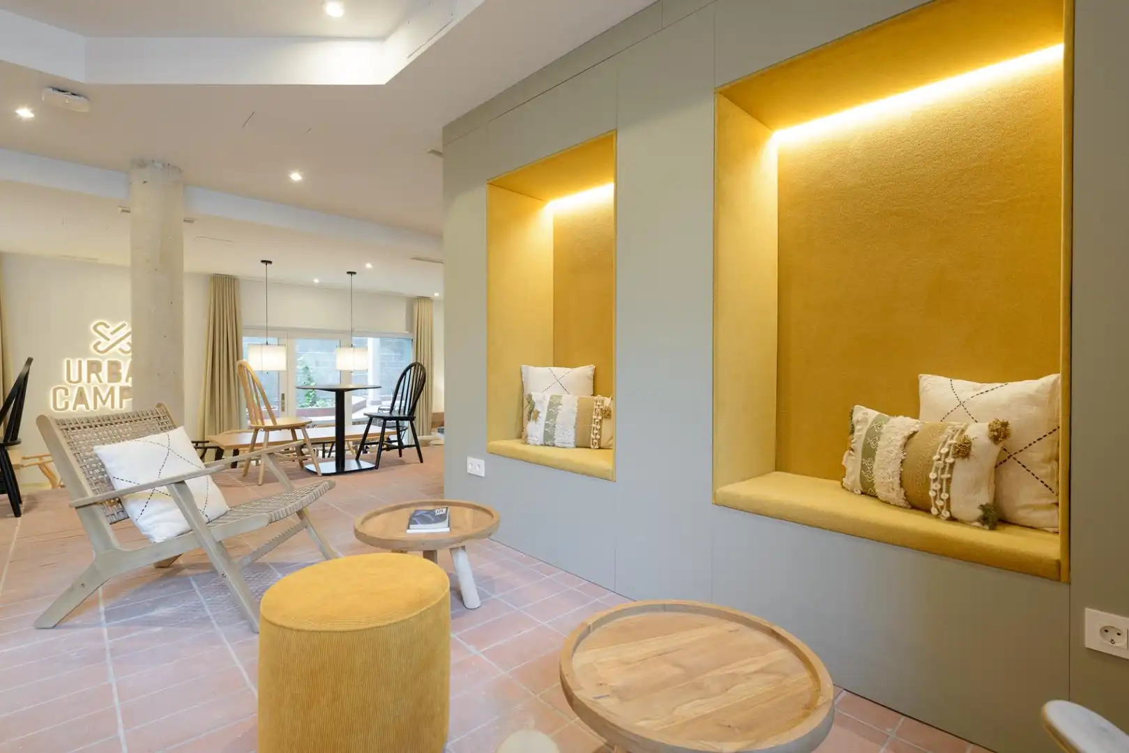 Living room of Study for rent in Madrid  with Air Conditioner, Heating and Furnished