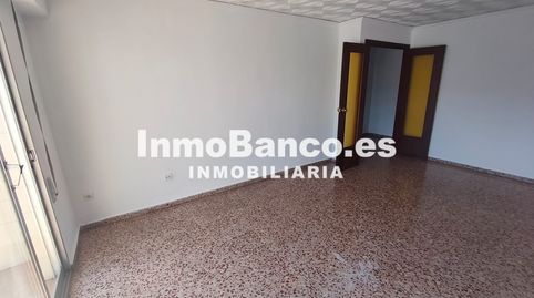 Foto 2 de Piso en venta en Carrer del Poeta Llorente, 25, Corea, Gandia
