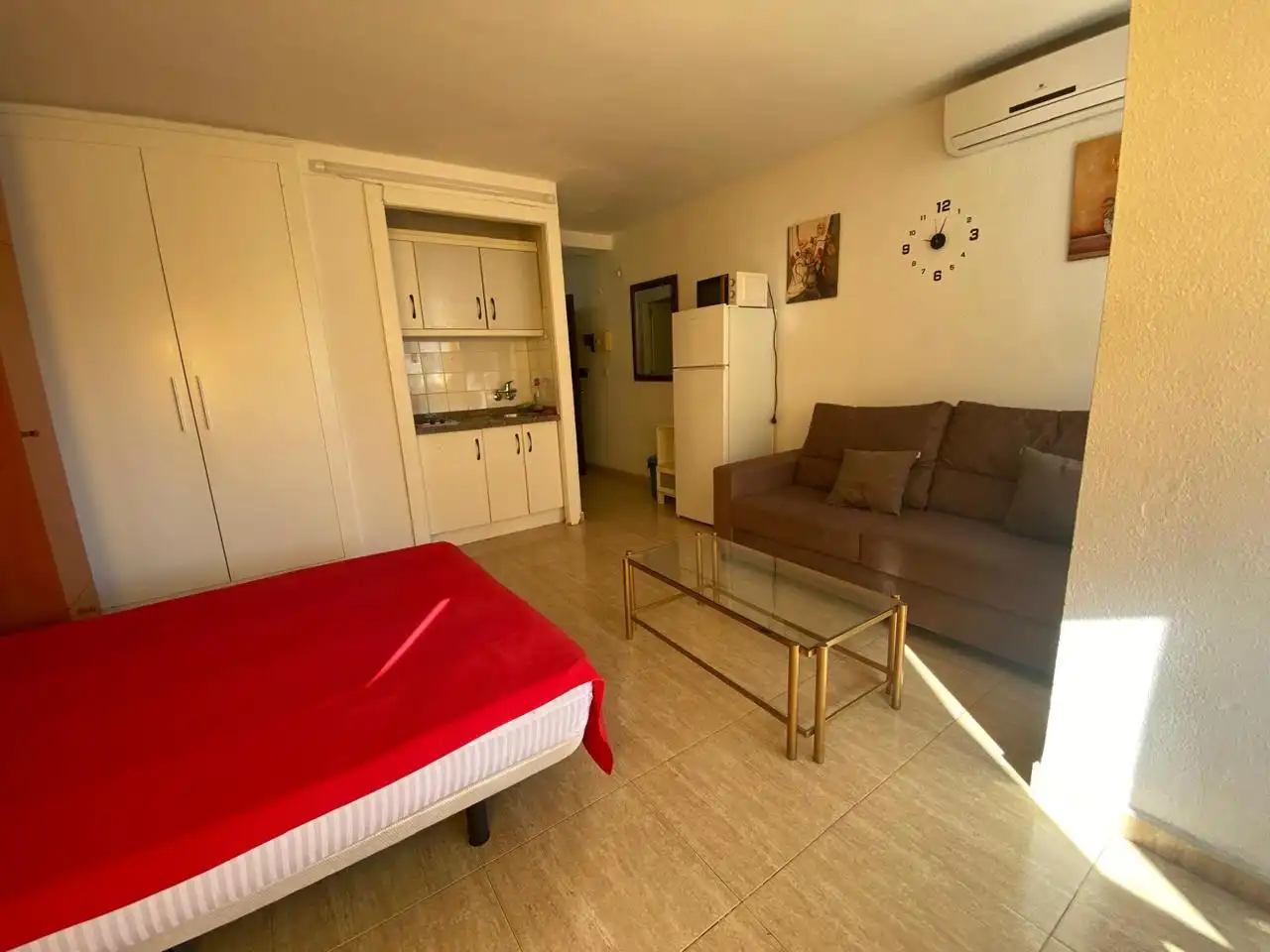 Bedroom of Study for sale in Vélez-Málaga  with Air Conditioner, Furnished and Community pool
