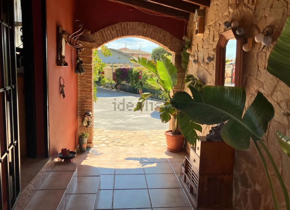 Casa o xalet en venda a Calle Río Guadalquivir, 18, Sol y Luz