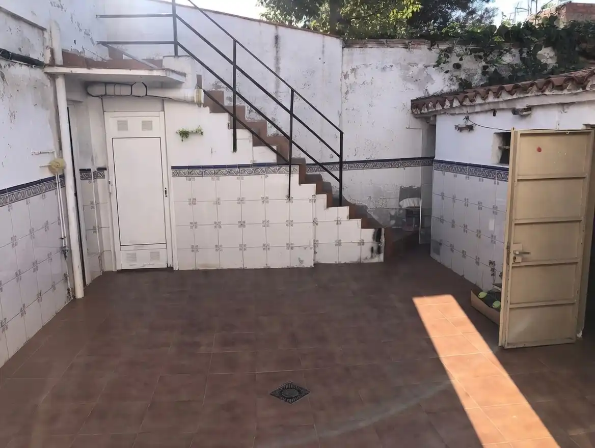 Terrace of Houses for sale in Santa Coloma de Gramenet  with Private garden, Terrace and Storage room