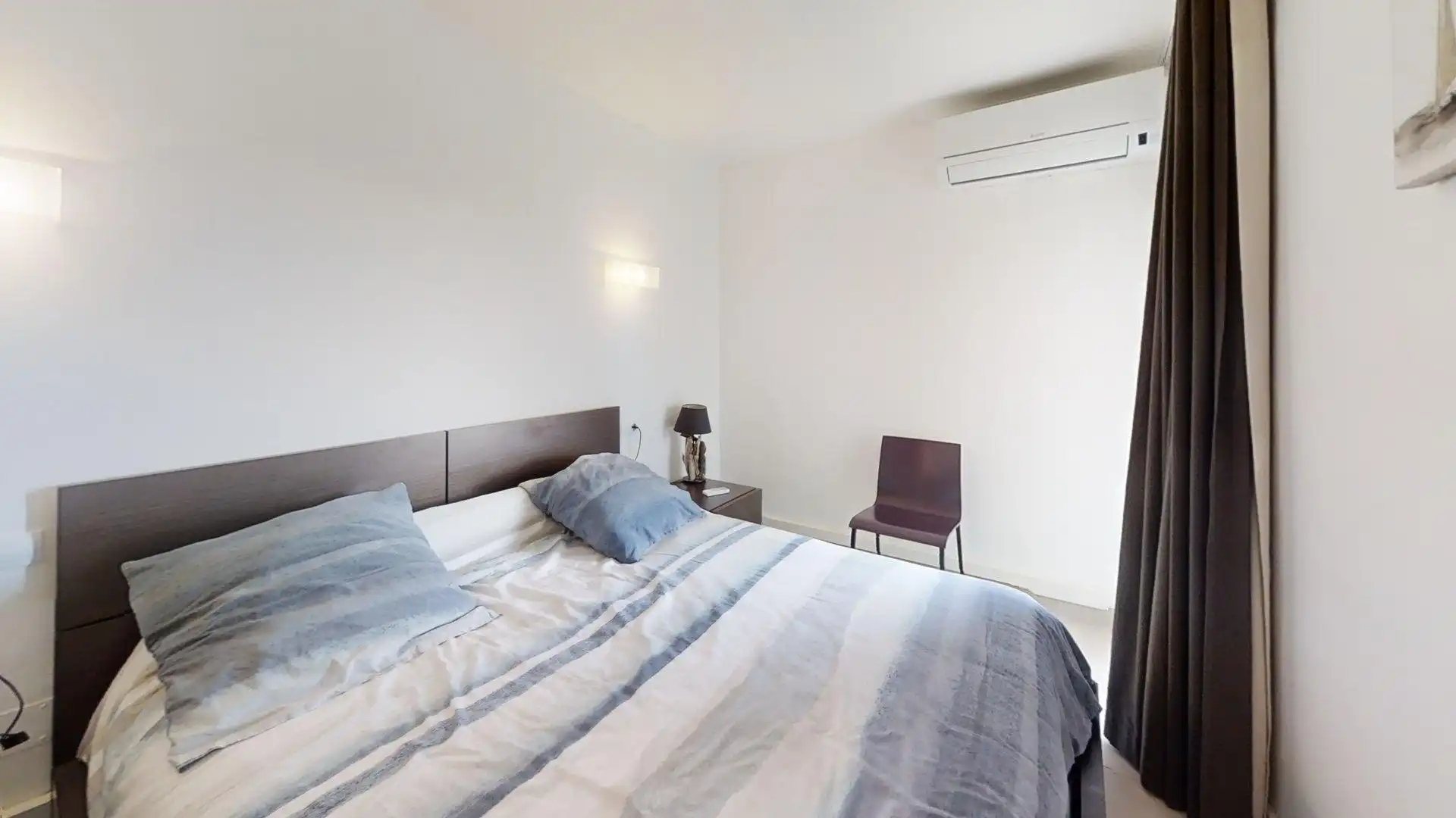 Bedroom of Apartments for sale in Roses  with Air Conditioner, Heating and Private garden