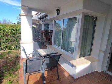 Semi-detached house with balcony for sale in Calle Cornejo 94