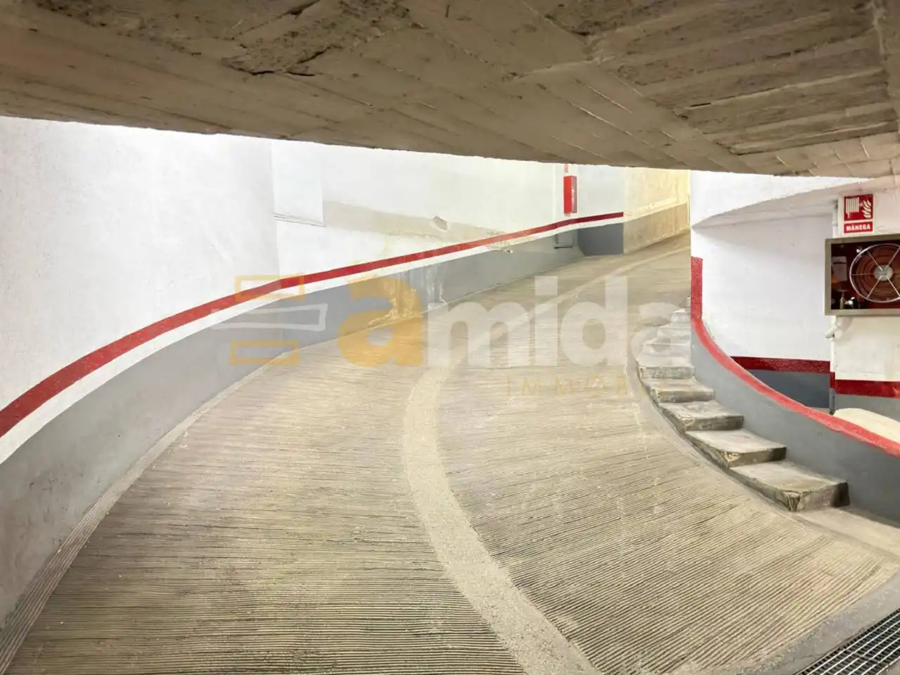 Einzelparkplatz zum Verkauf in Centre - Sant Oleguer, imagen 6