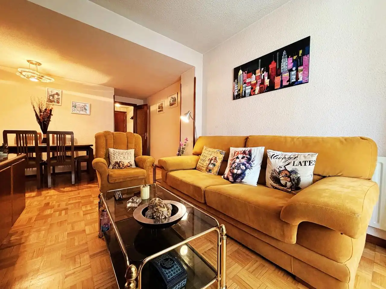 Sala d'estar de Planta baixa en venda en Madrid amb Calefacció i Terrassa