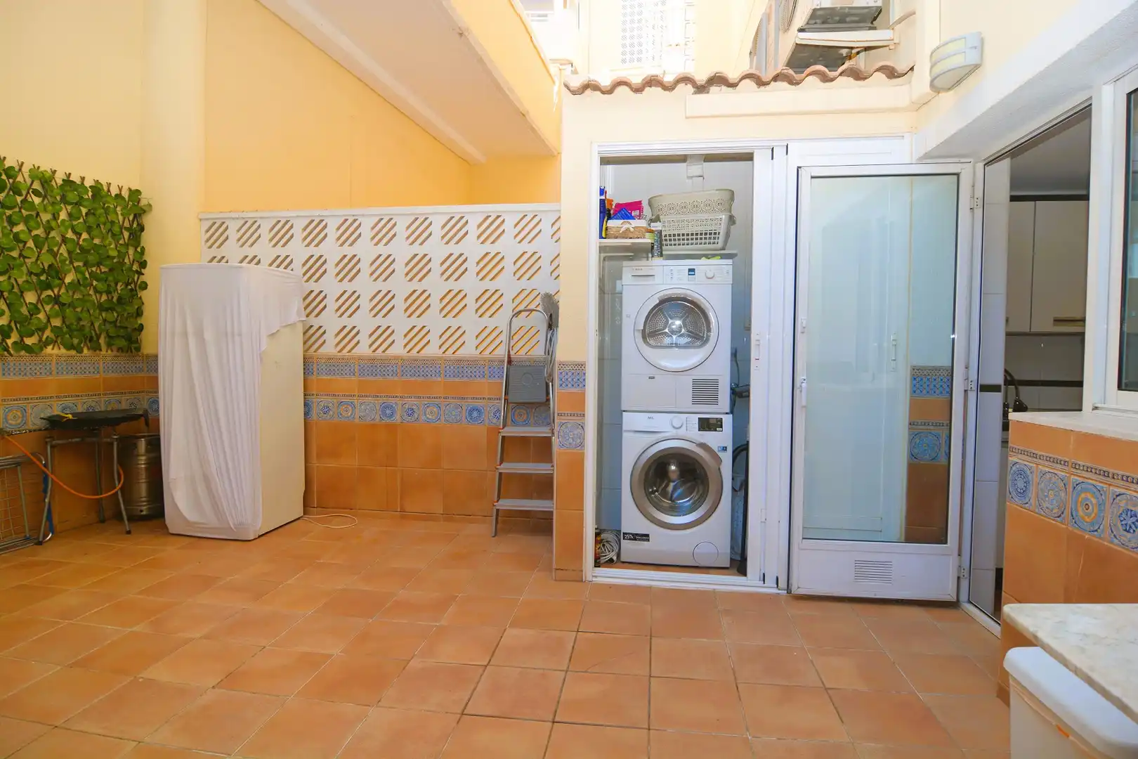 Cuina de Planta baixa en venda en Orihuela amb Moblat i Piscina comunitària