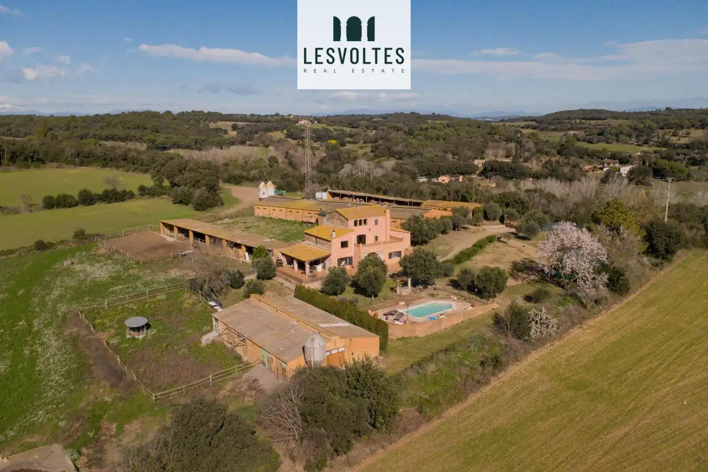 Vista exterior de Casa o xalet en venda en Corçà amb Aire condicionat, Calefacció i Jardí privat