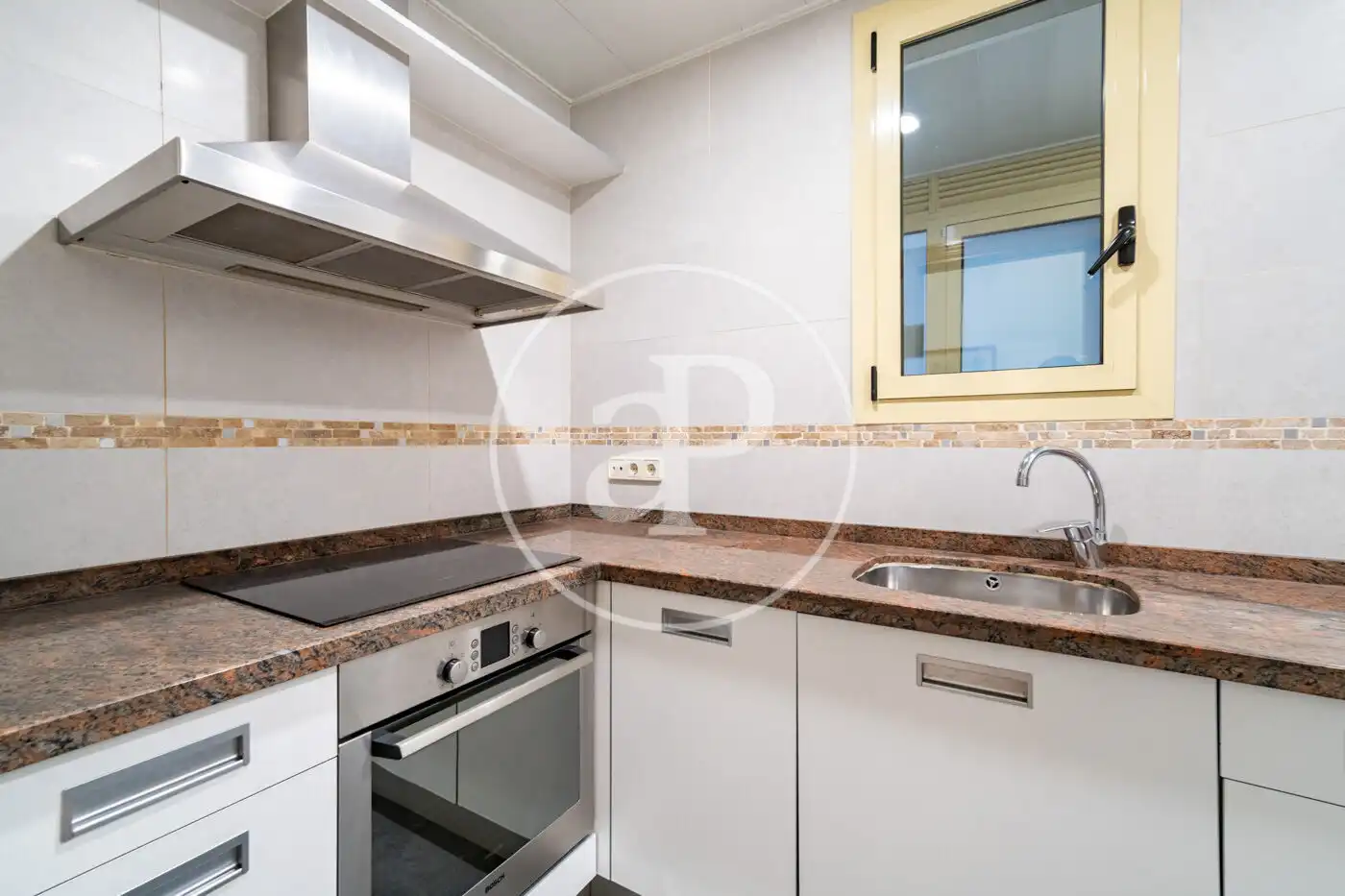 Kitchen of Flat for sale in Barcelona  with Heating and Balcony