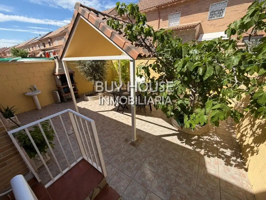 Chalet en venta en Yuncos, imagen 3