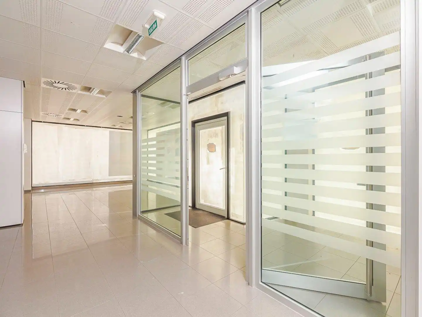 Local comercial en venda a Tarragona - Calle Blanca d Anjou, imagen 7