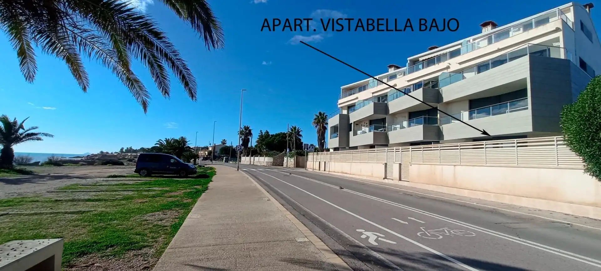 Vista exterior de Apartamento de alquiler en Vinaròs con Aire acondicionado, Calefacción y Jardín privado