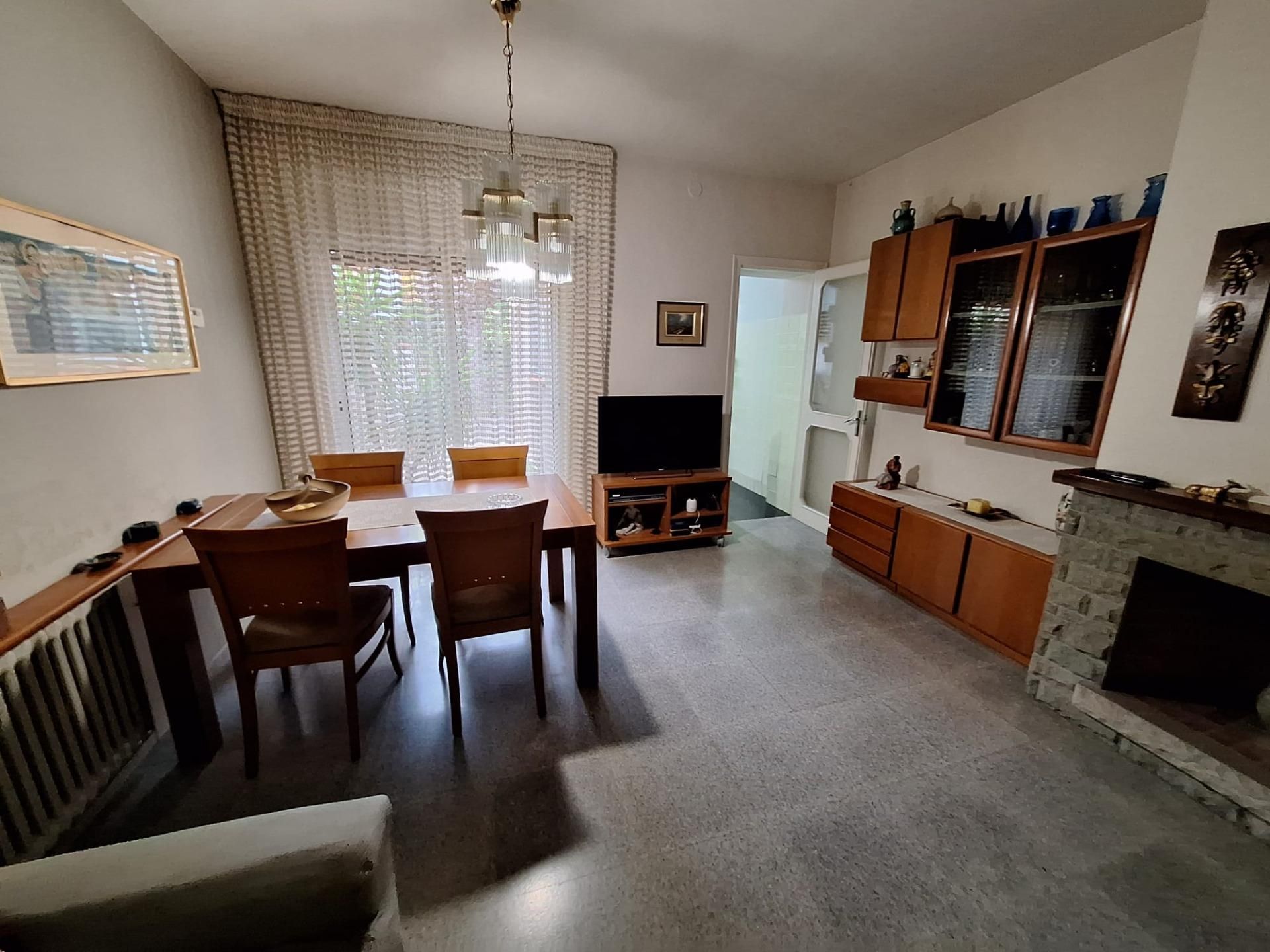 Dining room of Single-family semi-detached for sale in Castellar del Vallès  with Heating and Private garden