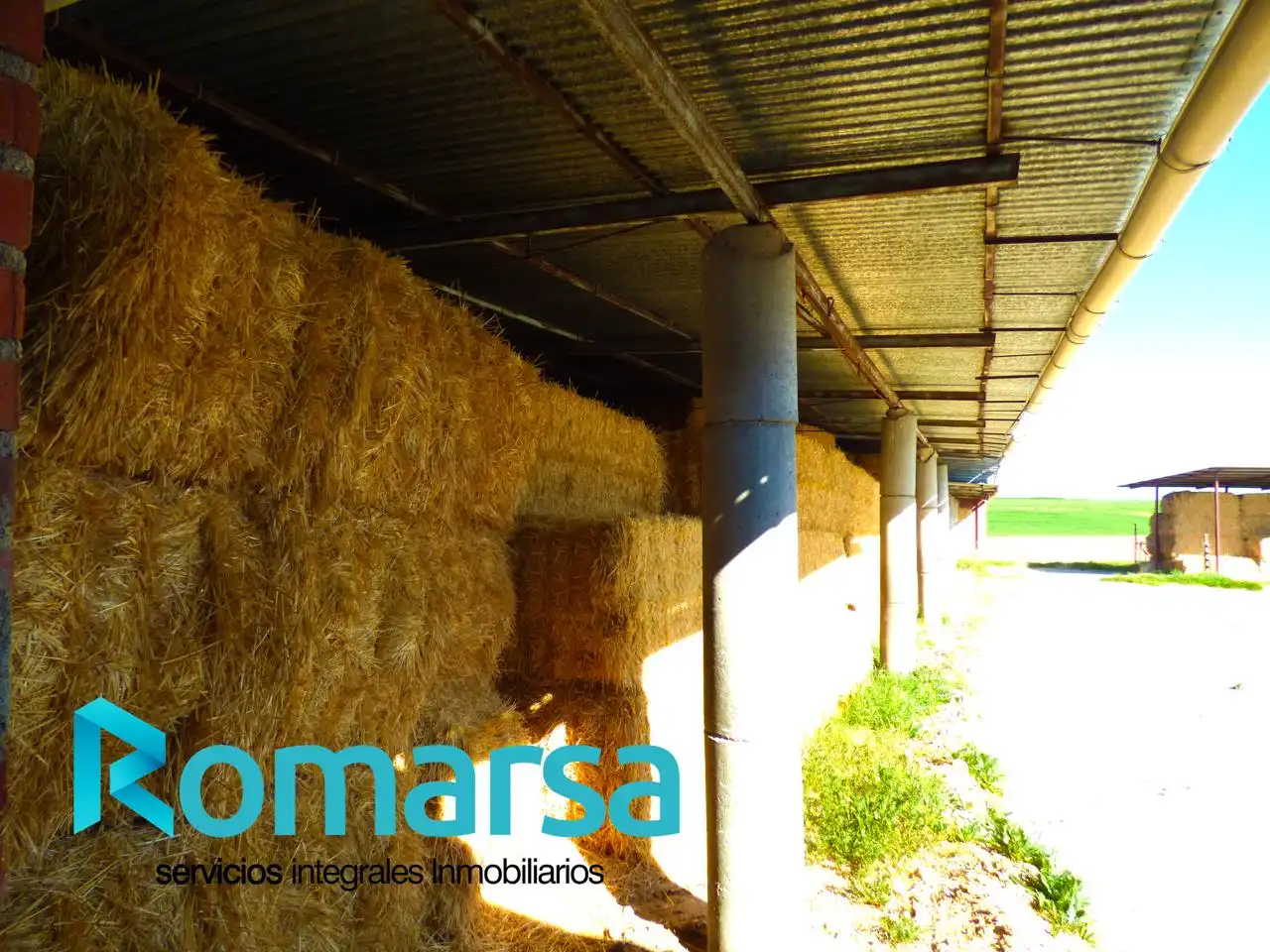 Industrial buildings for sale in Crespos, Ávila