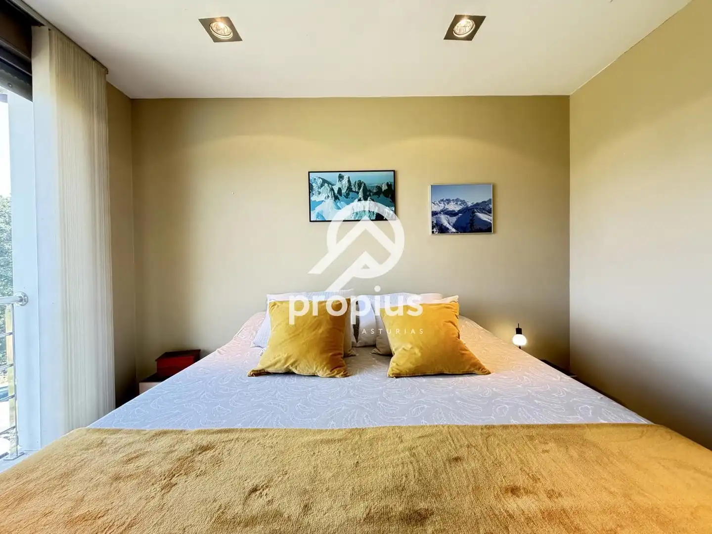 Habitación de Casa o chalet en venta en Cangas de Onís con Calefacción, Terraza y Trastero