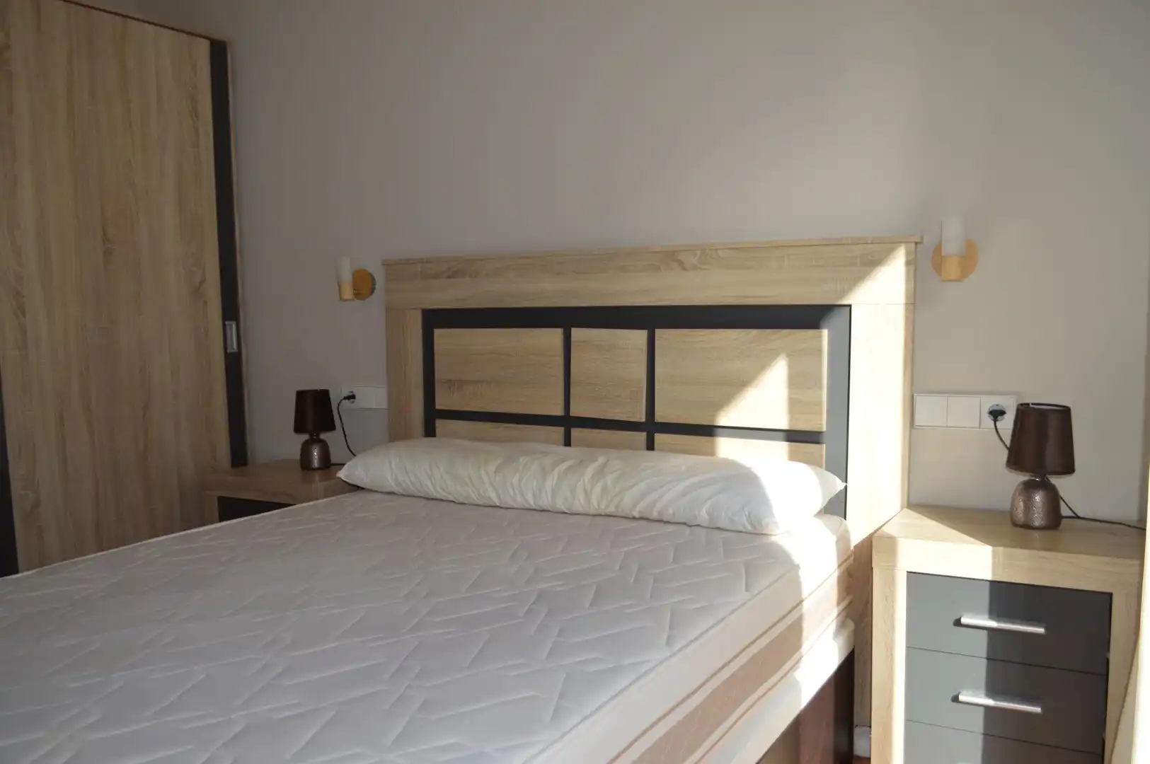 Apartament de lloguer a Calle SAGRADA FAMILIA, Angustias - Chana - Encina