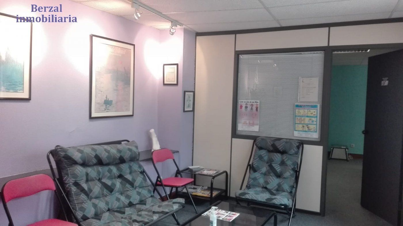 Office for sale in  Logroño  with Heating
