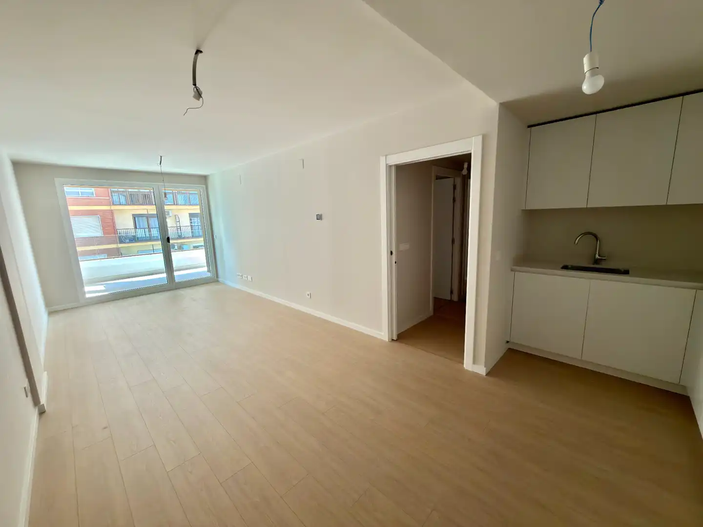 Living room of Flat for sale in Valencia  with Air Conditioner, Parquet flooring and Terrace