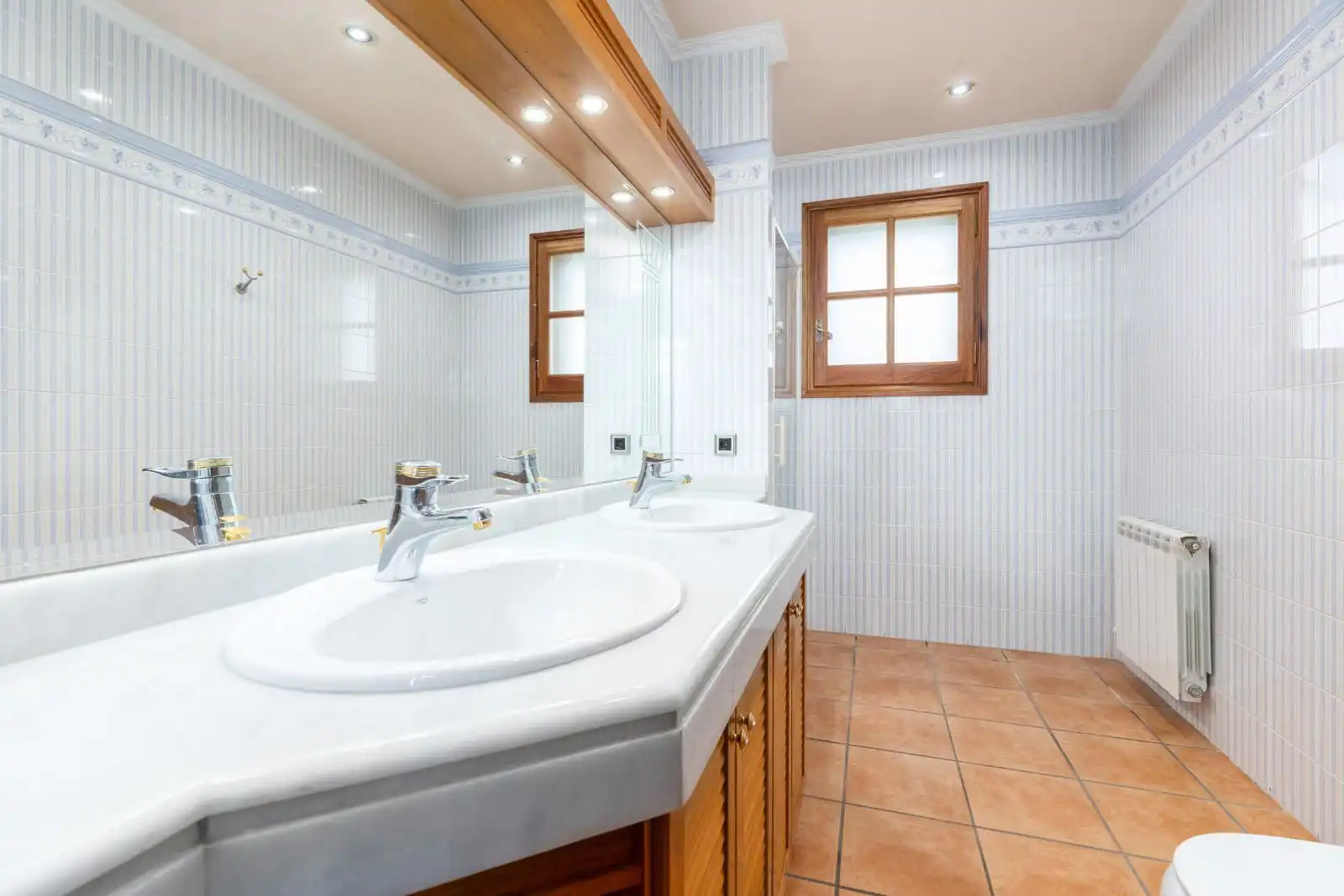 Bany de Casa o xalet en venda en Mataró amb Terrassa i Piscina