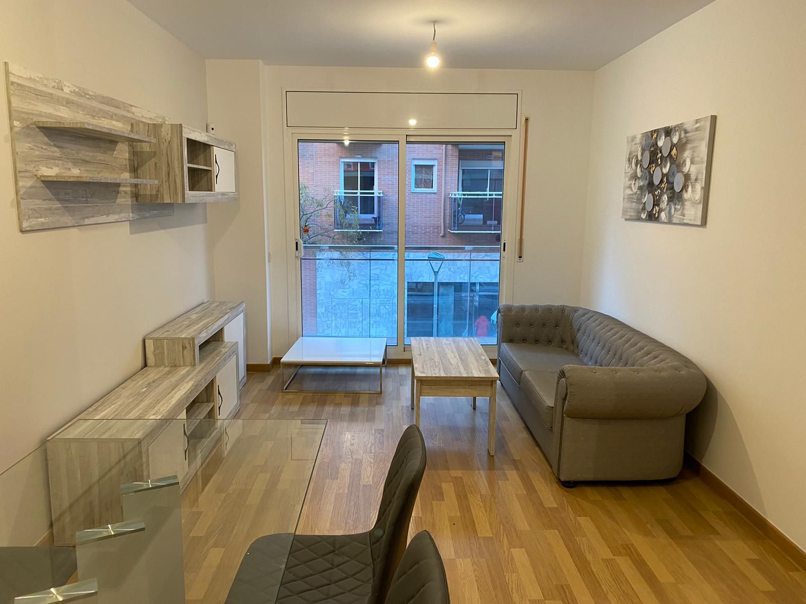 Apartament de lloguer a Carrer Llorenç Villalonga, Llevant