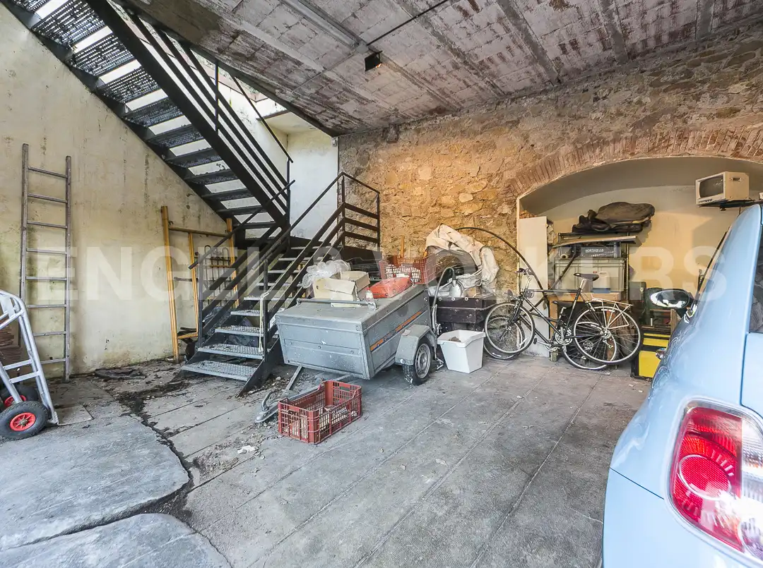 Haus oder Chalet zum Verkauf in Barcelona mit Heizung, Terrasse und Abstellraum