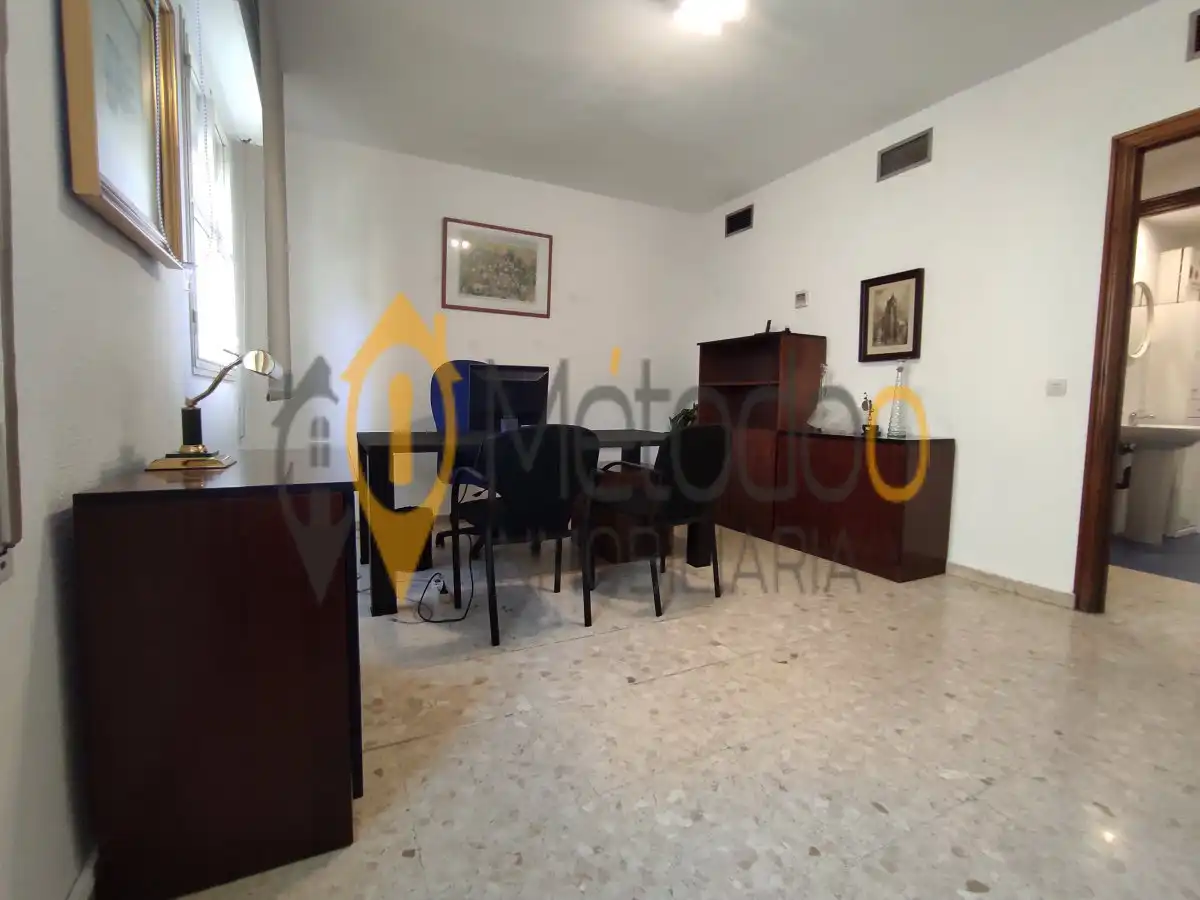 Flat for sale in Sevilla  with Balcony