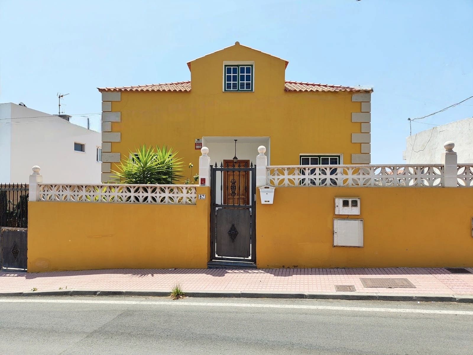 Vista exterior de Casa o chalet en venta en Candelaria con Jardín privado, Terraza y Balcón