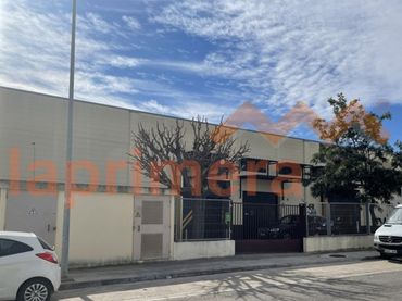 Nau industrial de lloguer a Poligono Mas del Jutge