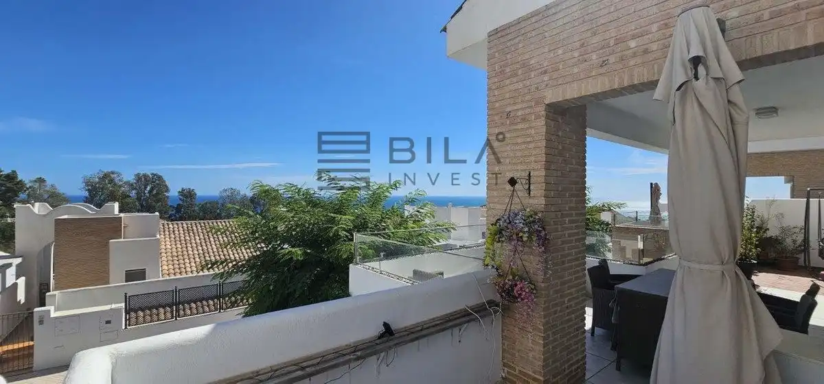 Chalet con piscina en venta en de la Estacion, imagen 5
