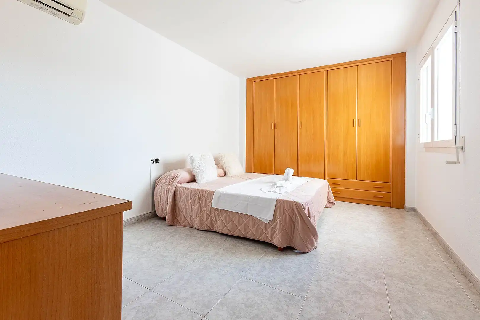 Habitación de Apartamento en venta en Roses con Aire acondicionado y Calefacción