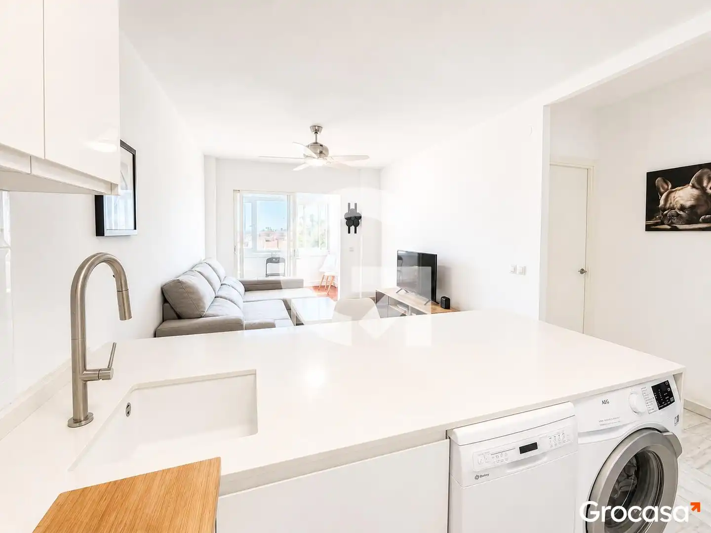 Wohnzimmer von Erdgeschoss zum Verkauf in Rincón de la Victoria mit Privatgarten, Terrasse und Abstellraum