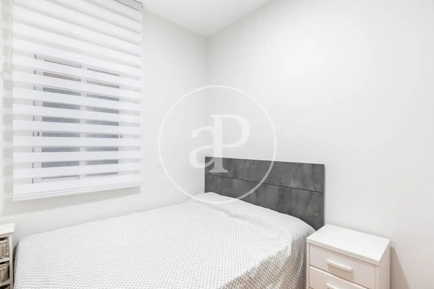 Habitación de Piso en venta en Barcelona con Calefacción y Amueblado