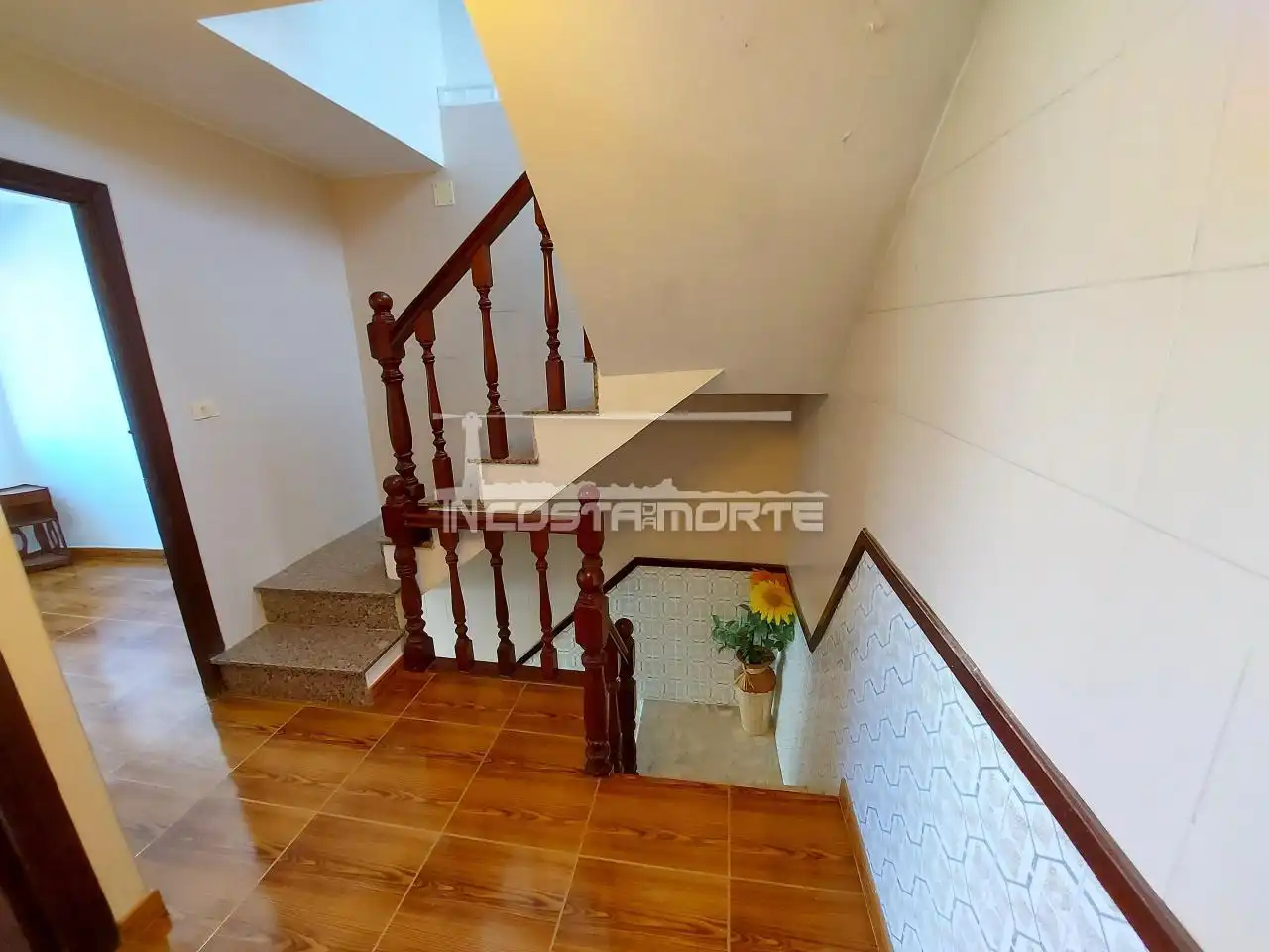Casa adosada en venta en Camariñas con Trastero y Amueblado