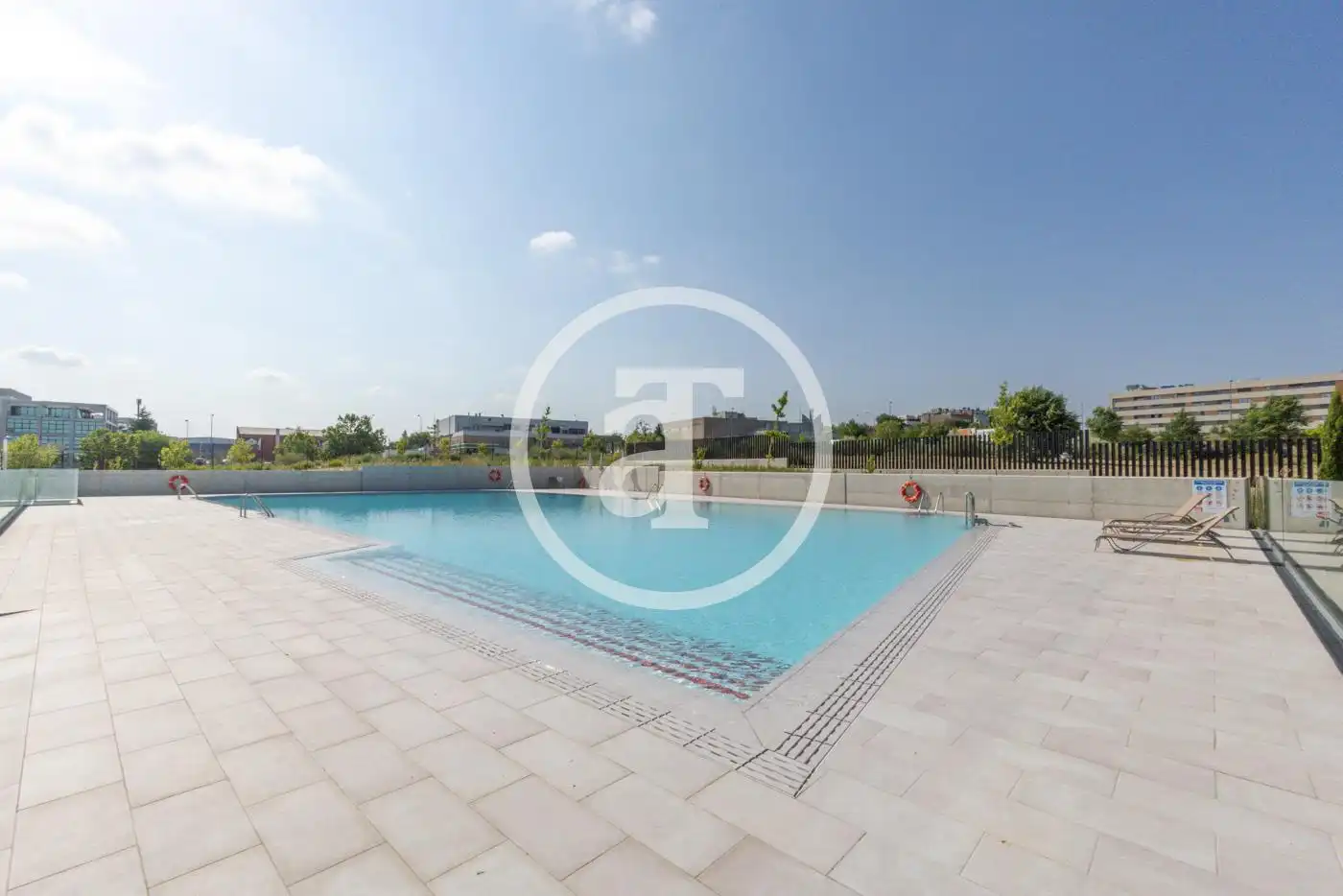 Schwimmbecken von Wohnung zur Miete in Alcobendas mit Klimaanlage, Heizung und Möbliert