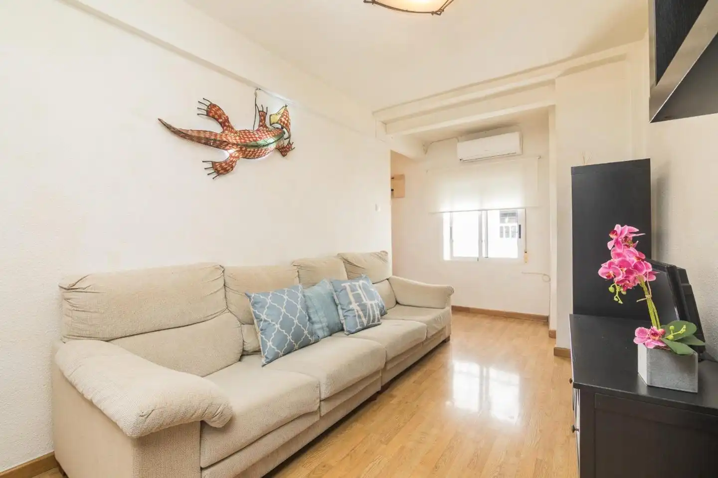 Flat for rent in El Raval - Portes Encarnades