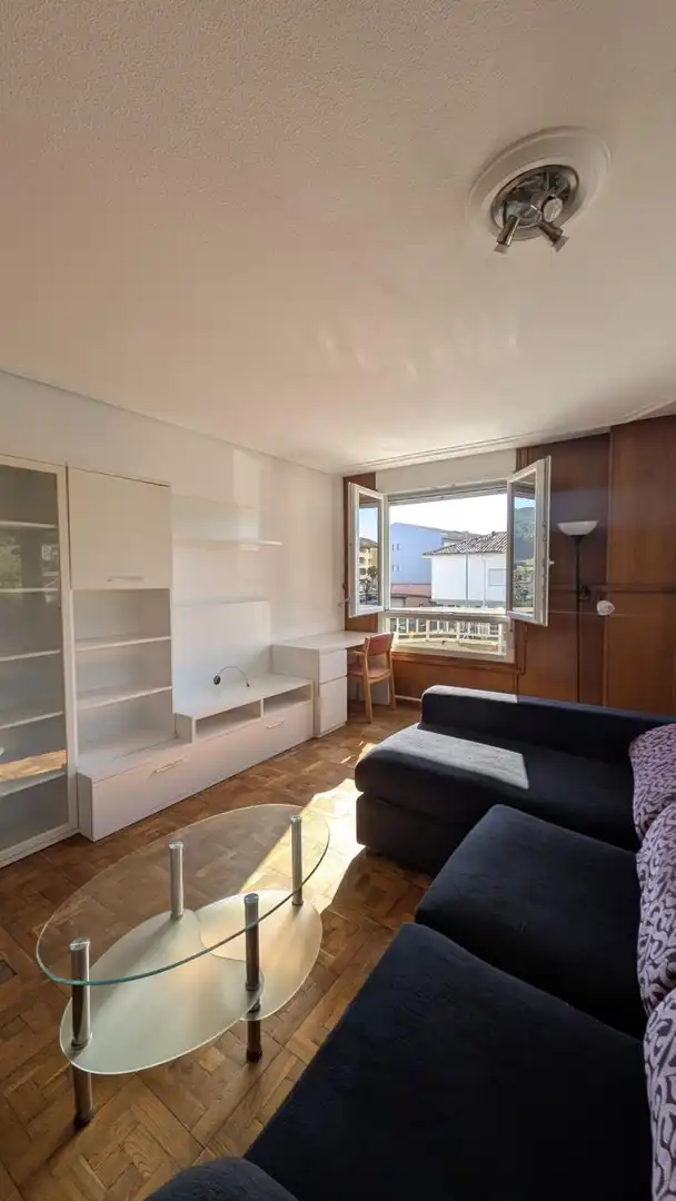 Sala d'estar de Pis de lloguer en Piélagos amb Calefacció i Terrassa