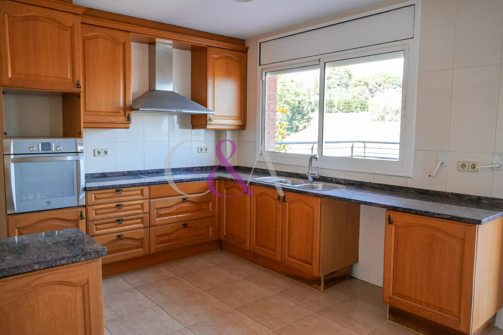 Cocina de Casa o chalet en venta en Sant Vicenç de Montalt con Aire acondicionado, Calefacción y Terraza