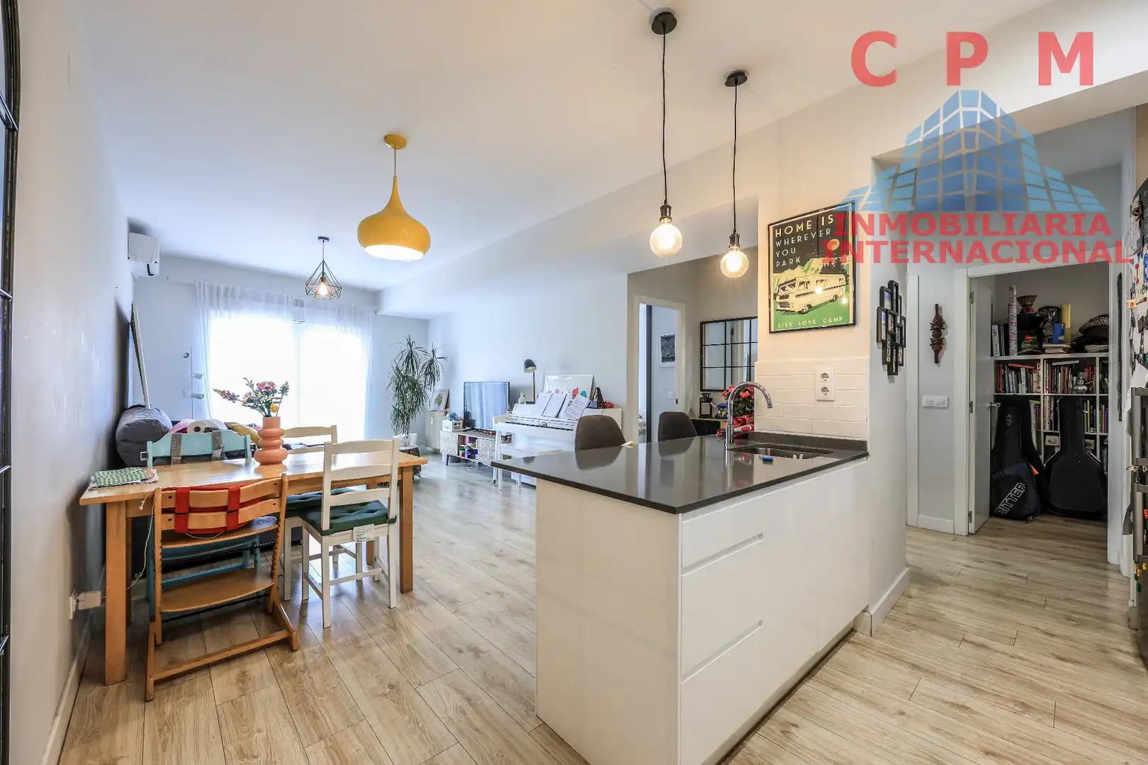 Kitchen of Flat for rent in Madrid  with Air Conditioner, Heating and Parquet flooring