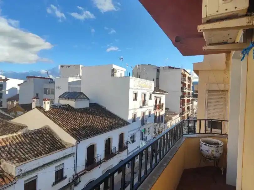 Außenansicht von Wohnung zum Verkauf in Ronda mit Klimaanlage und Balkon