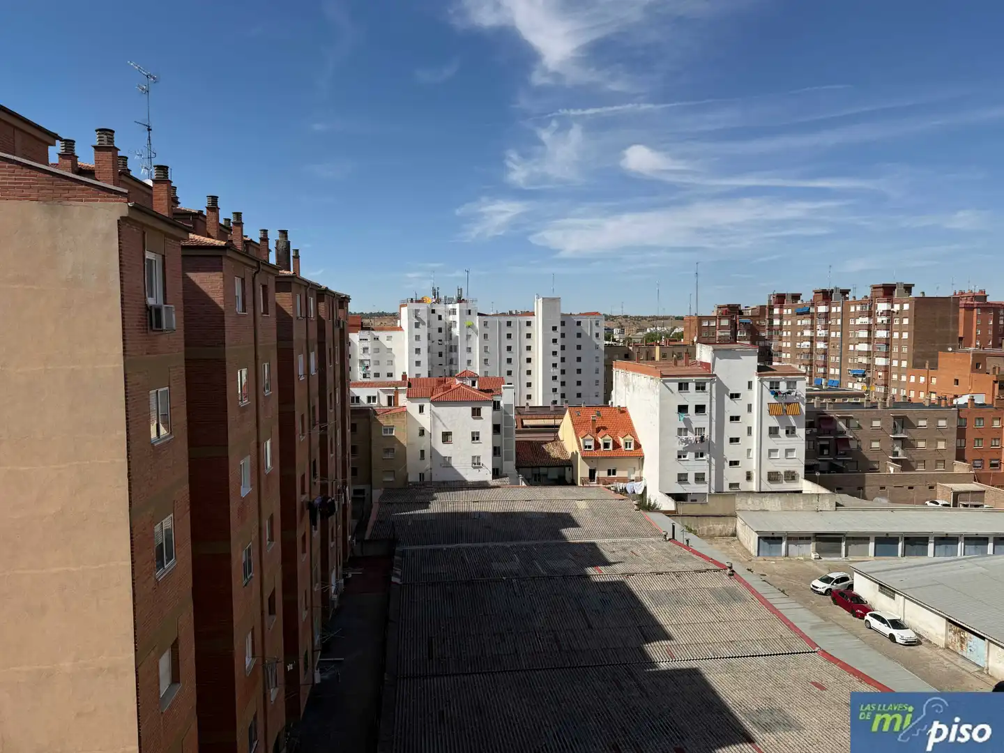 Vista exterior de Piso en venta en Valladolid con Calefacción, Parquet y Terraza